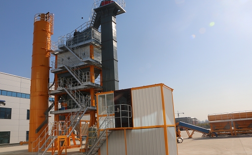 Maintenance content of burner of asphalt mixing plant