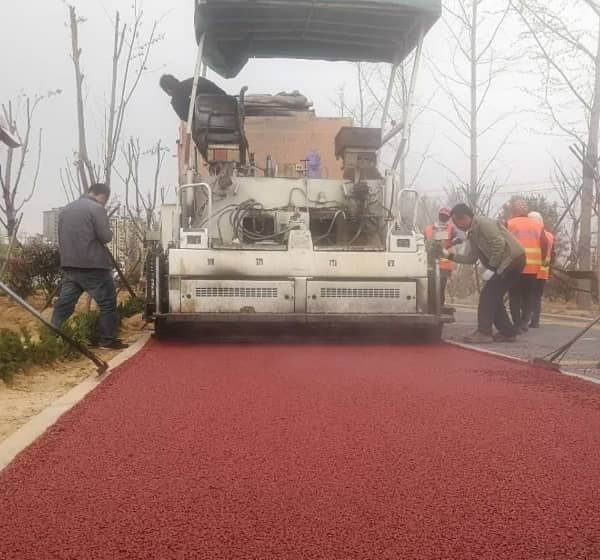 what-maintenance-work-should-be-done-before-using-colored-asphalt-equipment_2